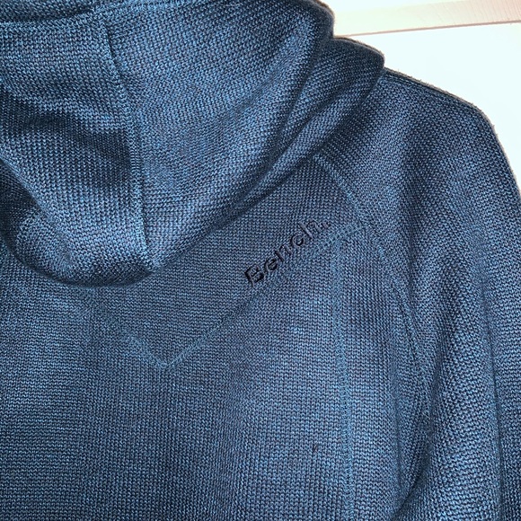 Warm Bench sweater - Picture 3 of 9